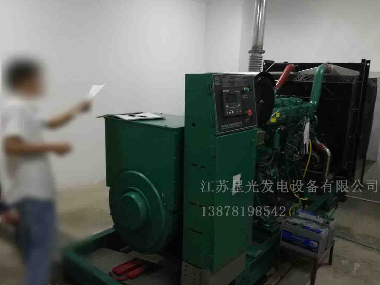 發(fā)電機組保養(yǎng)現(xiàn)場